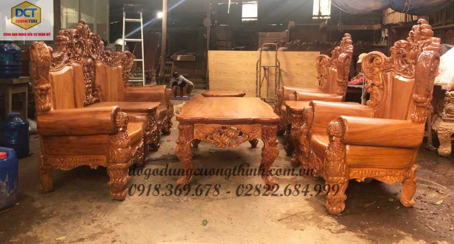 bàn ghế sofa hoàng gia